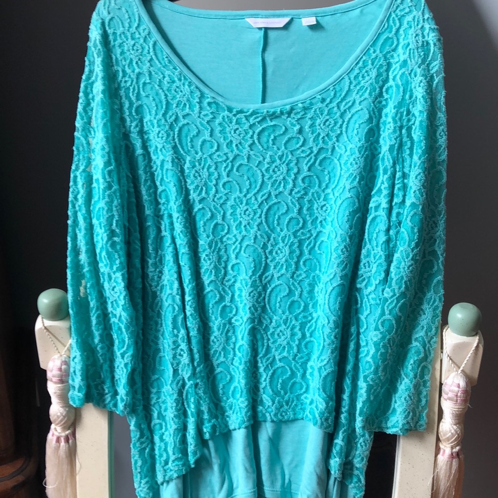 Green lace top